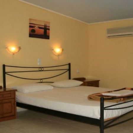Elpida Studios Parga Exterior photo