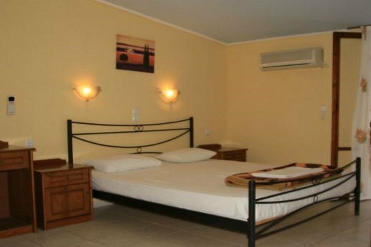 Elpida Studios Parga Exterior photo